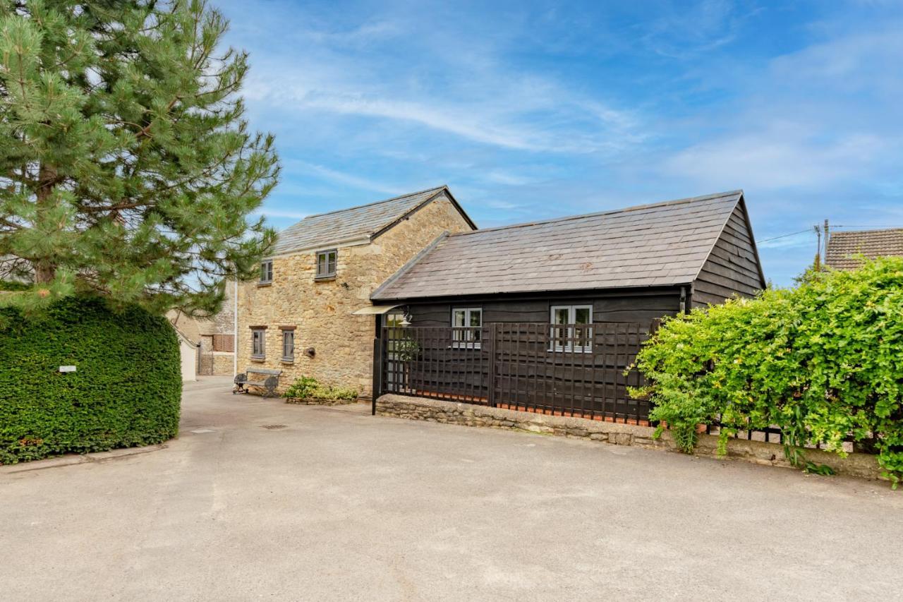 Buff Lodge Tackley Exterior foto