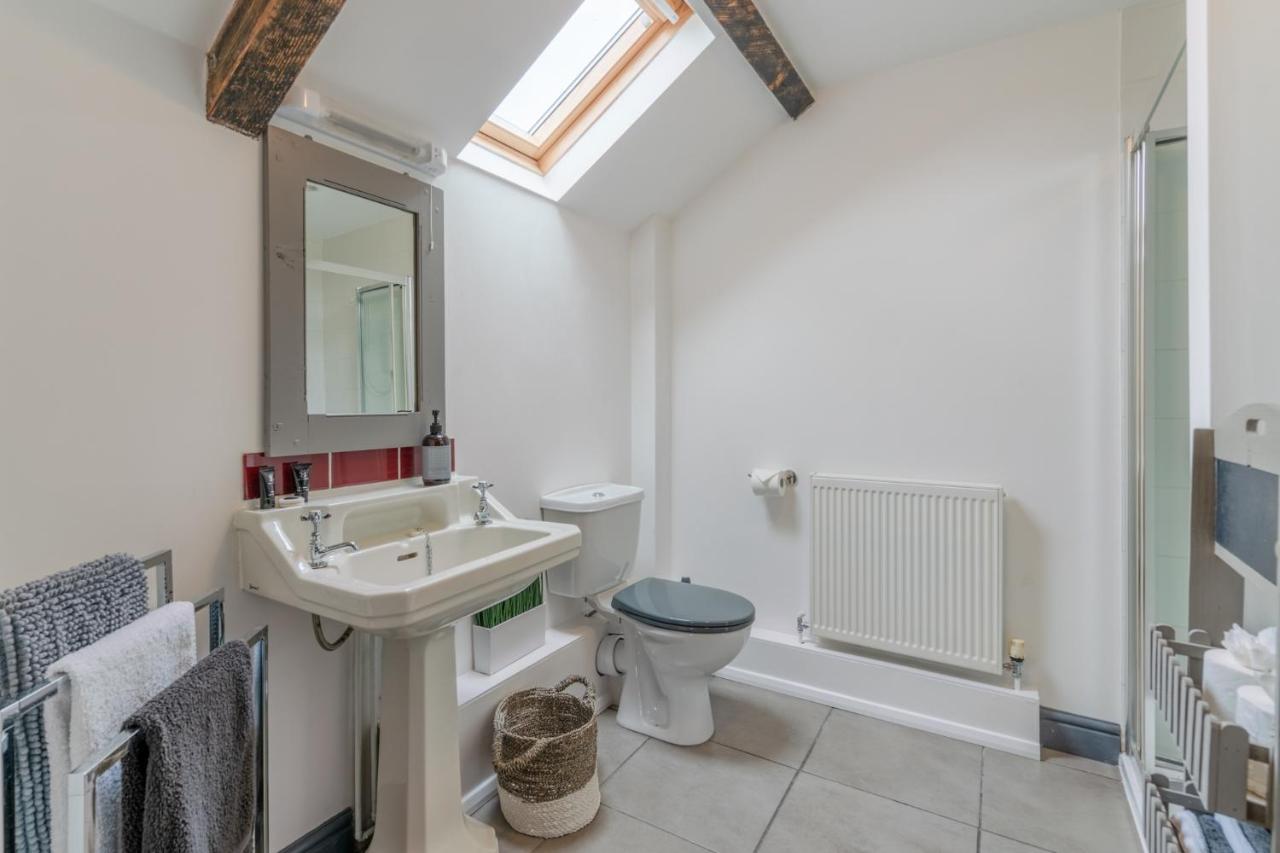 Buff Lodge Tackley Exterior foto